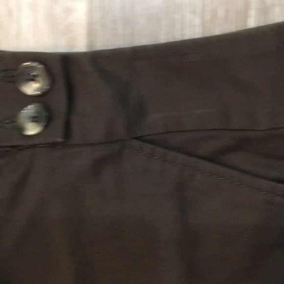 Ann Taylor Factory 0P Brown Bermuda Shorts - Picture 3 of 5